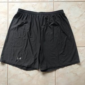 Under Armour men’s shorts, adjustable waist